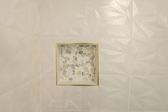 Bathroom 2 (3)