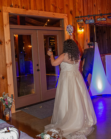 Bouquet Toss (1)