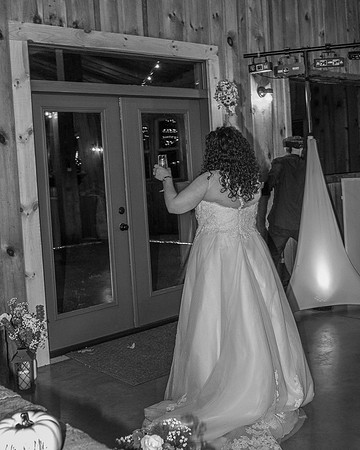 Bouquet Toss (2)