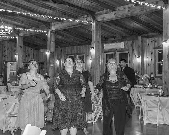 Bouquet Toss (8)