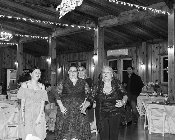 Bouquet Toss (10)