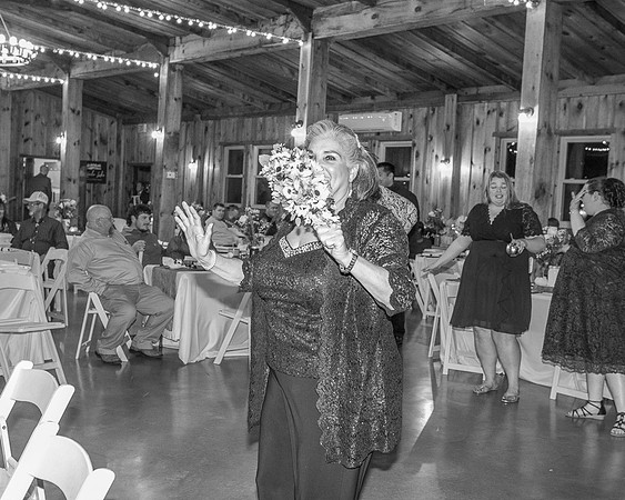 Bouquet Toss (17)