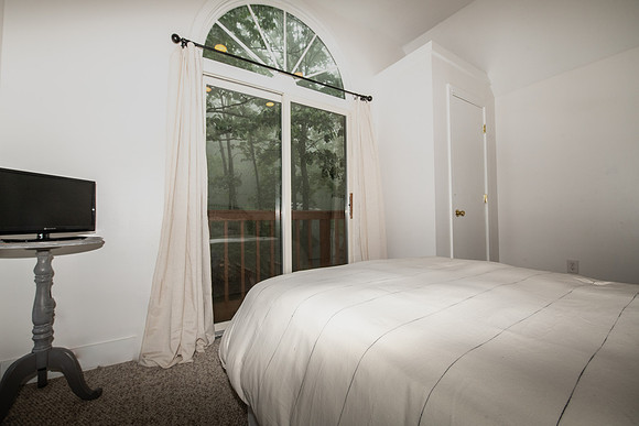 Bedroom 2 (2)