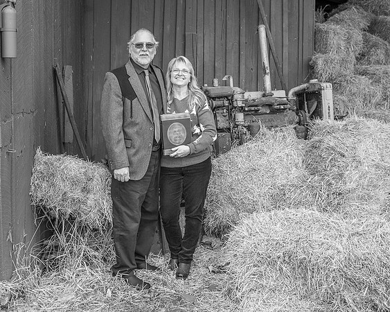 Mike & Kim Coffey 11.30.2025 (20)
