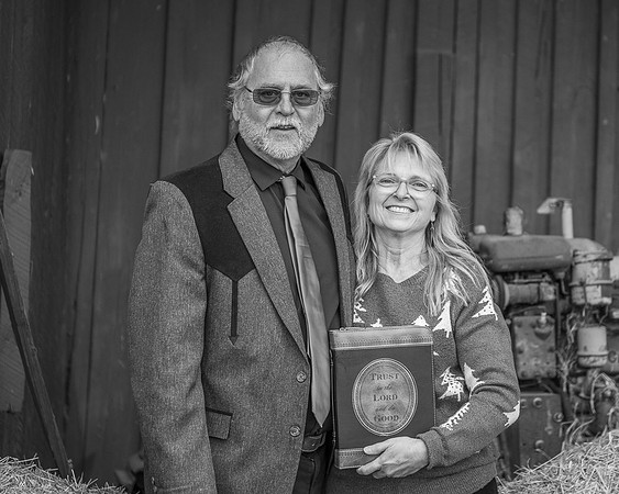 Mike & Kim Coffey 11.30.2025 (22)