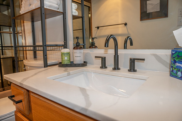 Bathroom 2 (5)