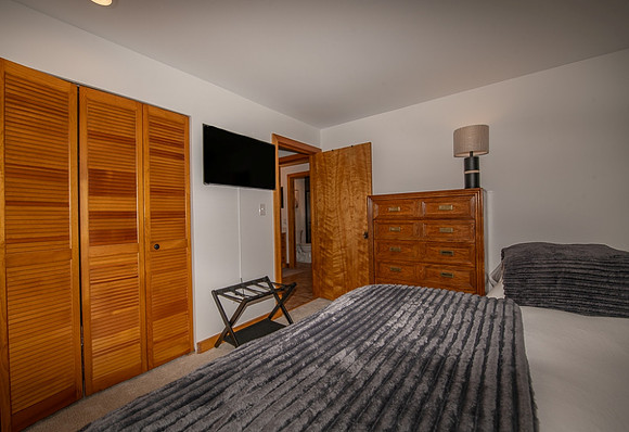 Bedroom 2 (1)