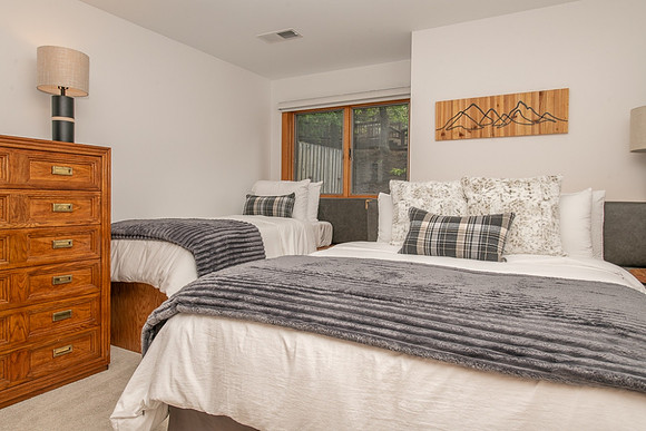 Bedroom 2 (3)