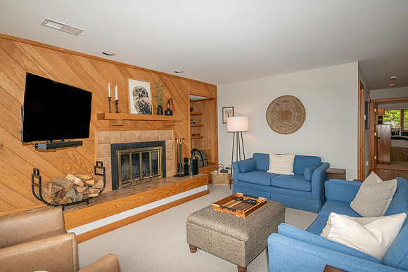 Living Room (12)