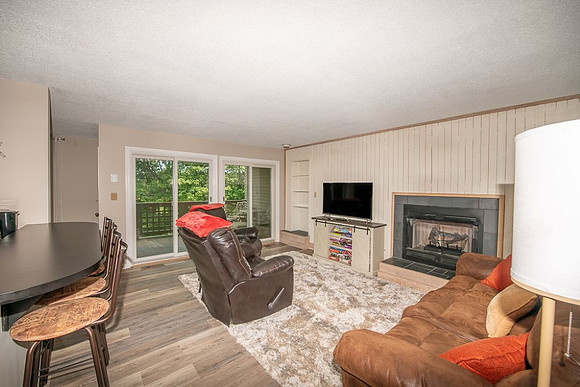Living Room (3)