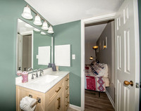 Bathroom 2 (2)