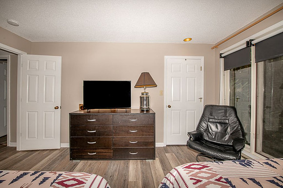 Bedroom 2 (2)