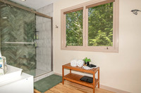 Bathroom 1 (5)