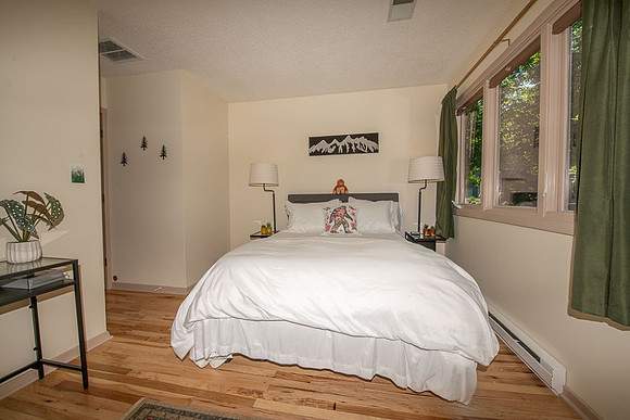 Bedroom 2 (1)