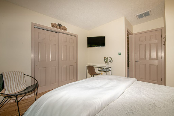 Bedroom 2 (2)