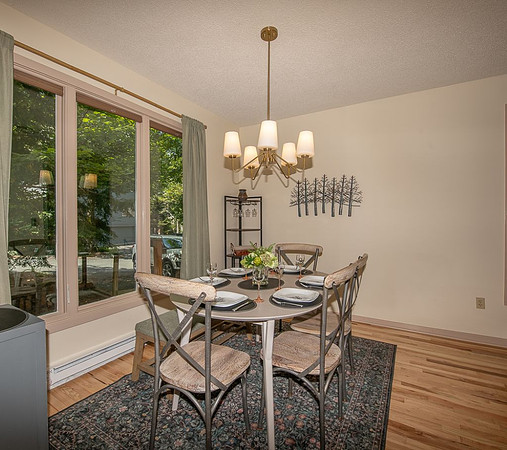 Dinning Room (4)