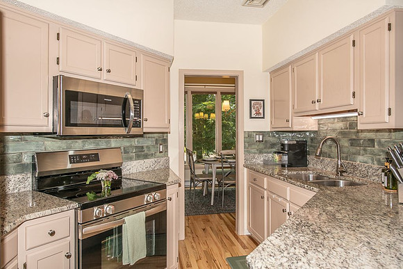 Kitchen (2)