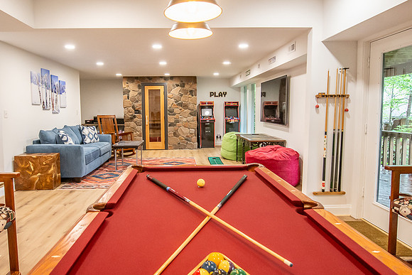 Game Room (9)