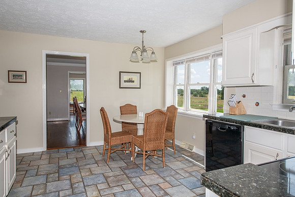 Kitchen (1)