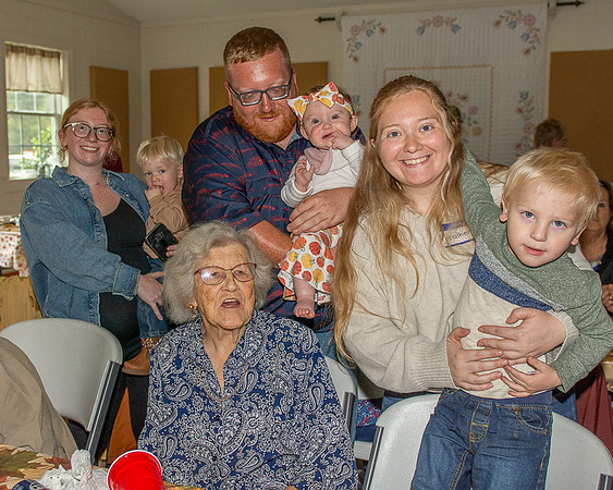 Buck Campbell Family Reunion + Cash, Angus, Mays, Maddox, Massie (48)