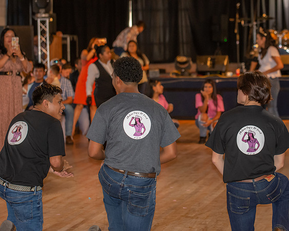 Dancers  (10)