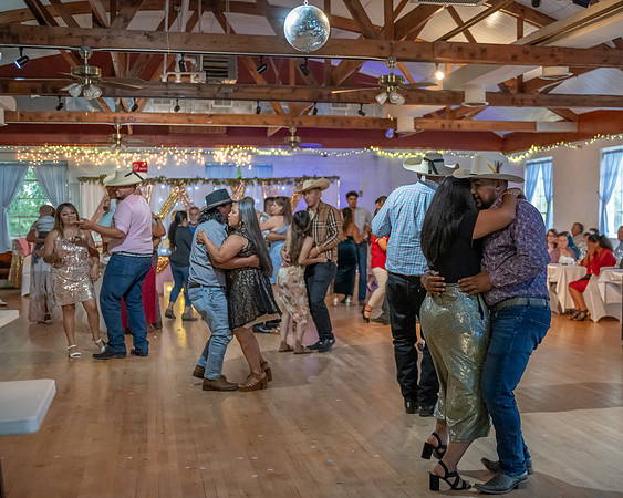 Dancing  (29)