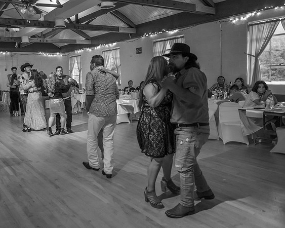 Dancing  (41)