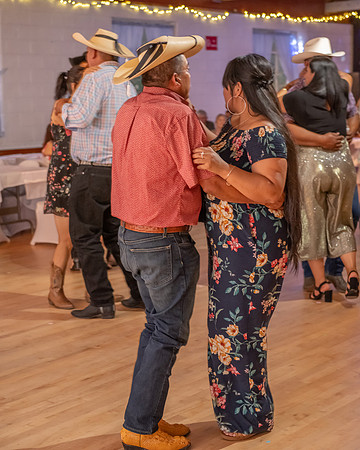 Dancing  (44)