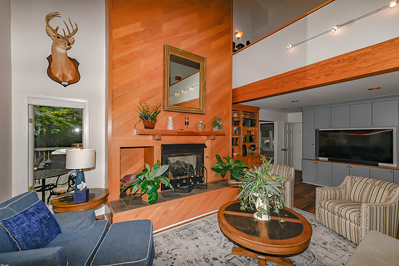 Living Room  (5)