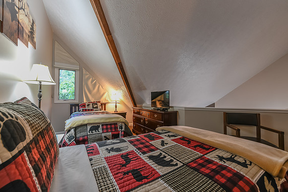Bedroom 2  (1)