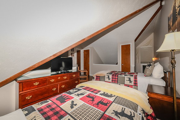 Bedroom 2  (4)