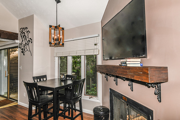 Dining Room  (3)