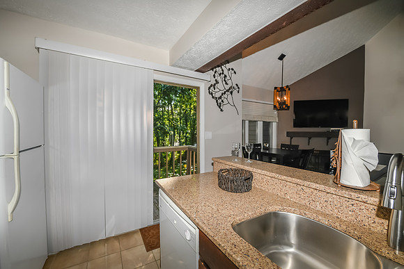 Kitchen  (3)