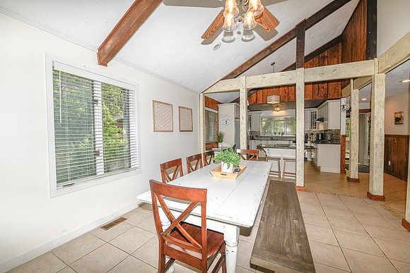 Dining Room  (4)