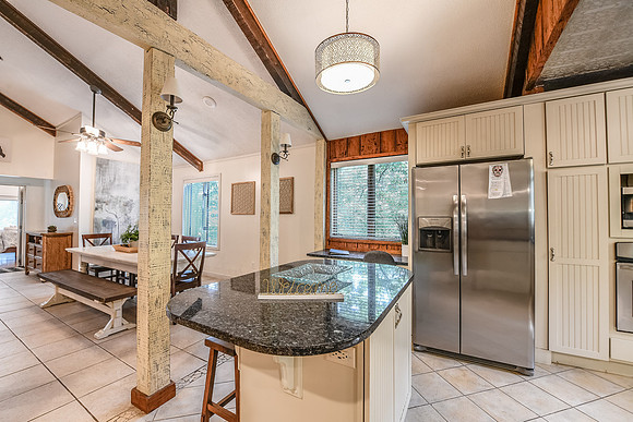 Kitchen  (3)