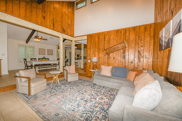 Living Room  (2)