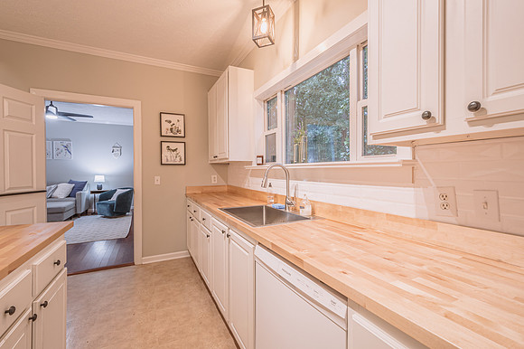 5060 Rockfish Valley Highway, Kitchen (7)