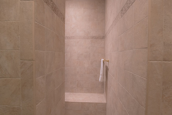 Bathroom 3  (11)