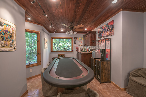 Game Room  (8)