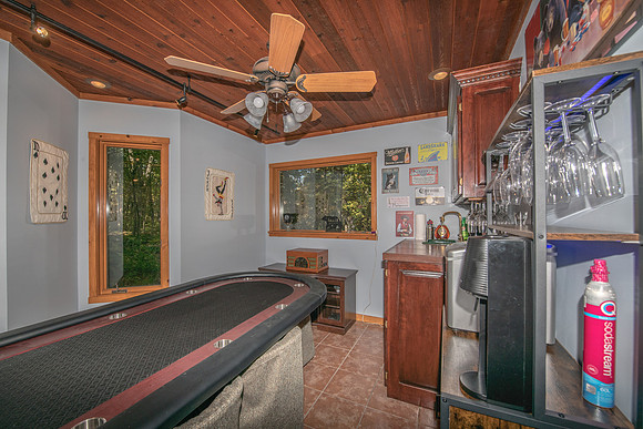 Game Room  (15)