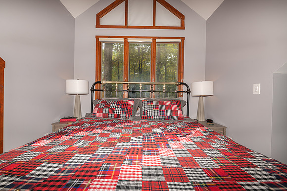 Master Bedroom   (3)