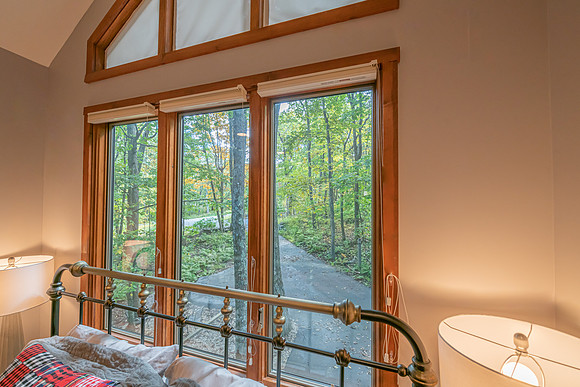 Master Bedroom   (8)