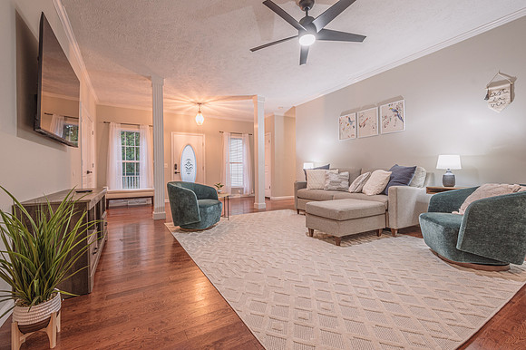 5060 Rockfish Valley Highway, Living Room (5)