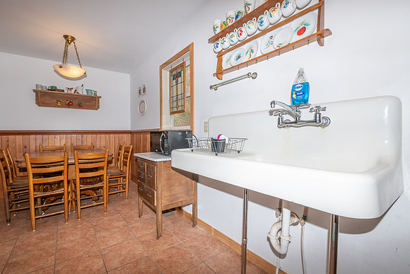 Kitchen  (1)