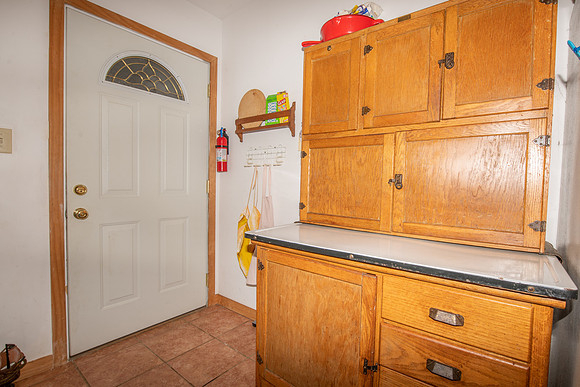 Kitchen  (2)