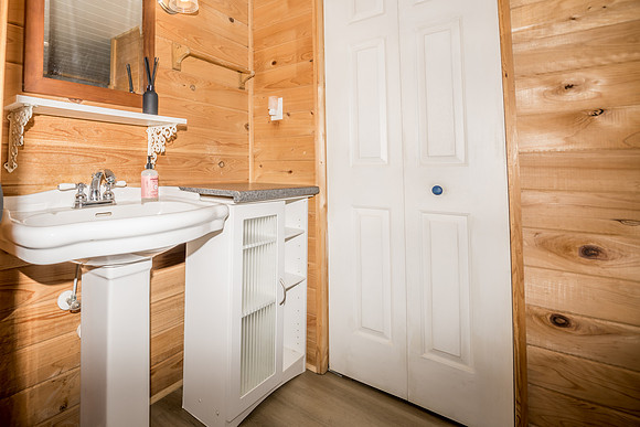 Bathroom 5