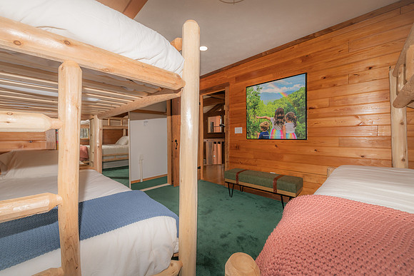 Bedroom 5  (2)