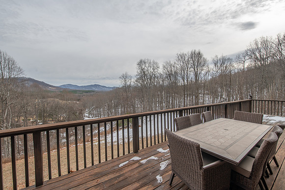 Deck  (1)