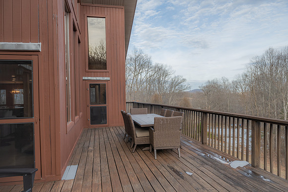 Deck  (11)