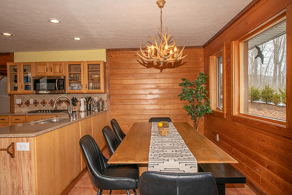 Dinning Room  (1)